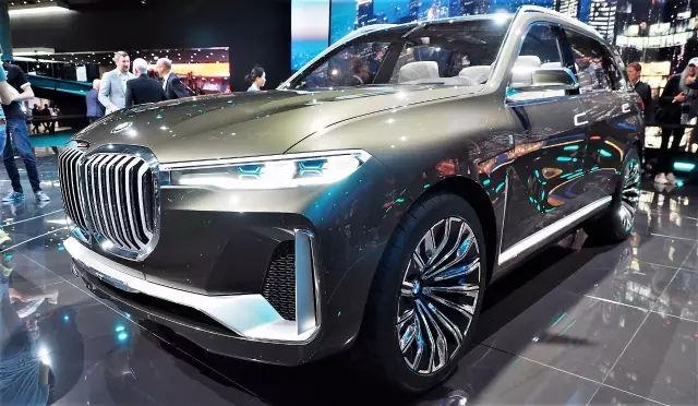 汽車設(shè)計(jì)C位：寶馬X7，新造型你給打幾分？
