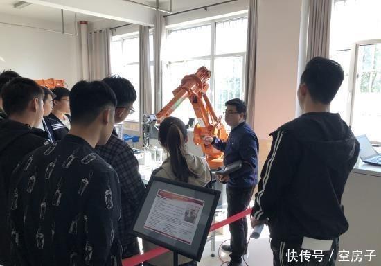 國產工業機器人市場發展未來如何
