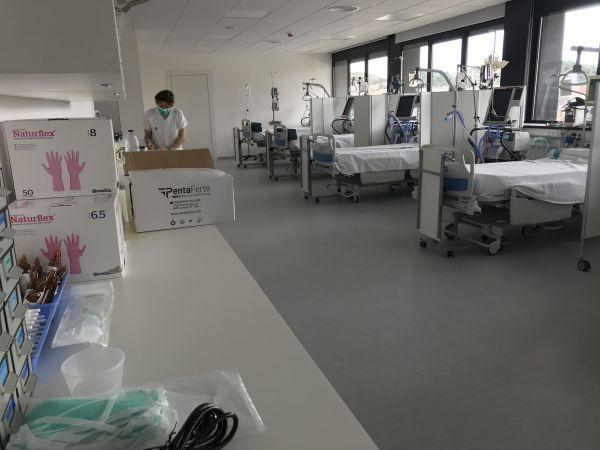 從機器人監視到警察表演歌舞 外媒：各國落實封鎖措施花樣百出